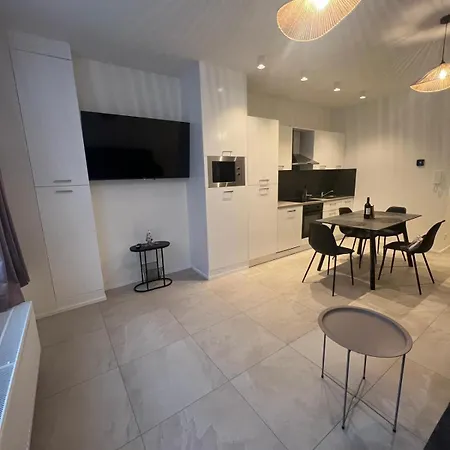 Ereva Seaside Cosy 1 Bedroom With Garden Oostende